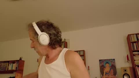 Snapshot of foolforyoubabe chatting on May 6, 2026, 8:25 pm cum together online show from May 6, 2026, 8:25 pm