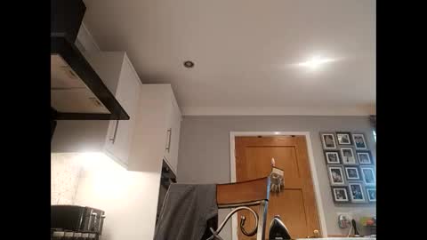 Snapshot of footworshiper2211 chatting on November 5, 2025, 11:32 am footworshiper2211 online show from November 5, 2025, 11:32 am