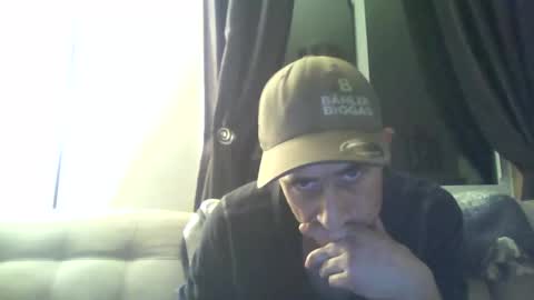 fouraide42 online show from December 17, 2024, 2:44 am