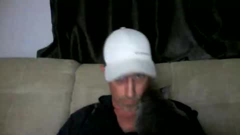 fouraide42 online show from February 17, 2026, 8:11 am