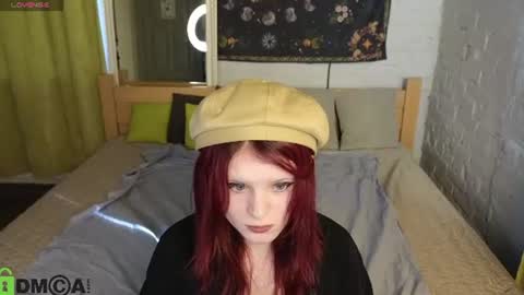 Snapshot of fox_cutee chatting on August 4, 2026, 1:09 am Fox online show from August 4, 2026, 1:09 am