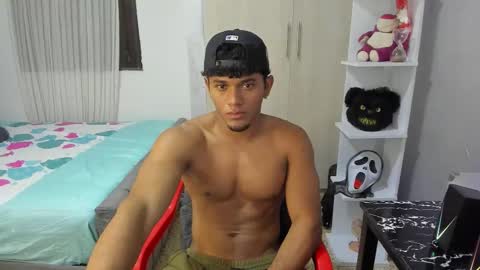 Fox online show from November 4, 2025, 8:19 pm