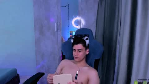 Foxicfu online show from March 7, 2025, 3:39 pm