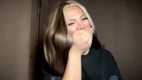 KITTY online show from February 1, 2026, 10:25 am