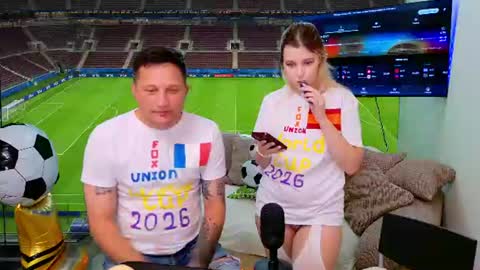 Snapshot of foxunion chatting on June 24, 2026, 7:13 pm We are a couple Leo and Sofiayou are always welcome here online show from June 24, 2026, 7:13 pm