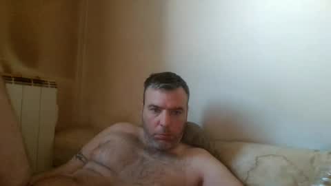 Snapshot of foxxx1982 chatting on June 27, 2026, 10:20 am foxxx1982 online show from June 27, 2026, 10:20 am