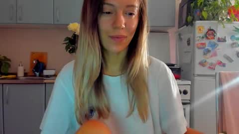 Foxy online show from October 18, 2025, 12:13 am