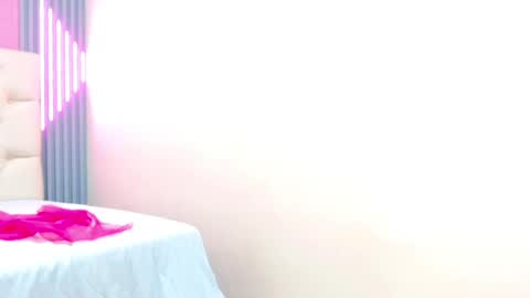 Ella online show from January 29, 2025, 6:07 pm