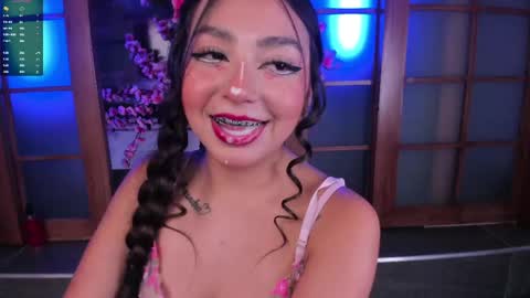 Snapshot of foxy_kylian chatting on June 1, 2026, 6:09 pm foxy_kylian online show from June 1, 2026, 6:09 pm