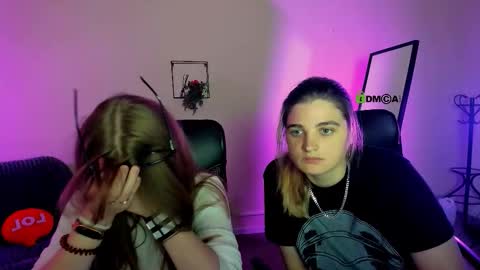 Snapshot of foxy_tease_ chatting on September 24, 2025, 7:50 pm foxy_tease_ online show from September 24, 2025, 7:50 pm