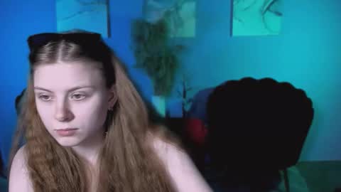 foxy_tease_ online show from November 13, 2025, 10:03 am