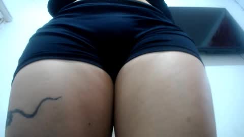 Snapshot of foxy_xtreme chatting on September 22, 2025, 11:51 pm Foxy xtreme online show from September 22, 2025, 11:51 pm