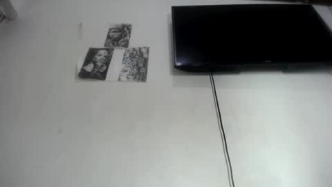 Snapshot of foxy_xtreme chatting on October 8, 2025, 1:03 am Foxy xtreme online show from October 8, 2025, 1:03 am