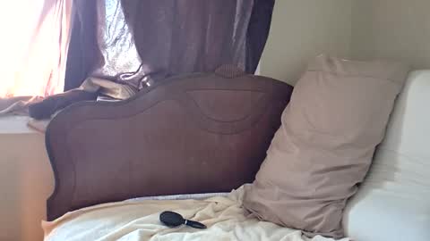 foxycutecock online show from March 2, 2026, 12:12 pm