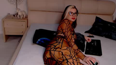 Fox online show from February 10, 2025, 10:19 pm