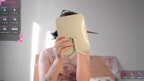 Kate online show from October 31, 2025, 5:52 am