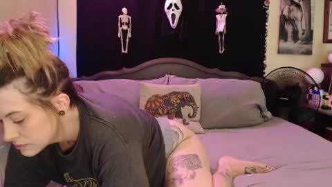 Mallory Koxx online show from October 16, 2025, 6:09 pm