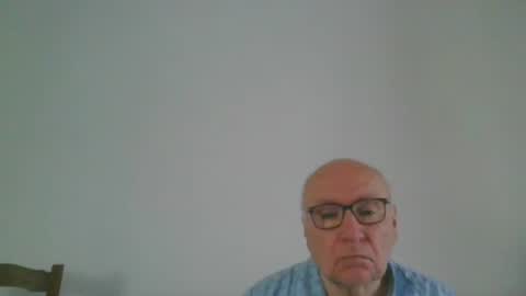Snapshot of fra94 chatting on September 13, 2025, 2:06 pm fra94 online show from September 13, 2025, 2:06 pm