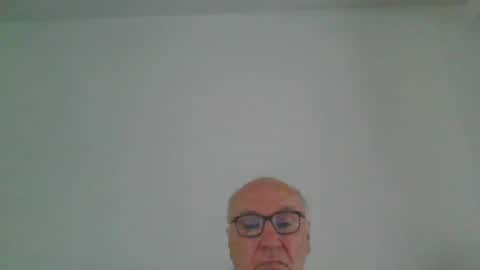 Snapshot of fra94 chatting on July 18, 2026, 12:20 pm fra94 online show from July 18, 2026, 12:20 pm