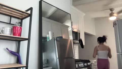 Snapshot of fragilemasochist chatting on October 10, 2025, 4:28 pm Angel online show from October 10, 2025, 4:28 pm