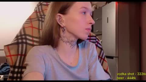 fran_bow online show from October 23, 2025, 2:16 pm