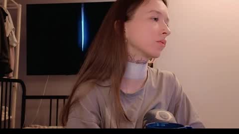 fran_bow online show from April 7, 2026, 12:05 pm