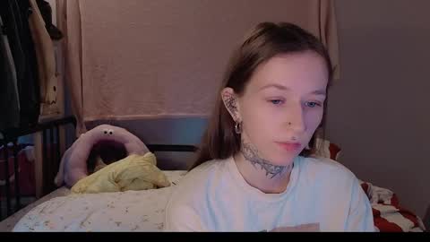 Snapshot of fran_bow chatting on May 6, 2026, 1:16 pm fran_bow online show from May 6, 2026, 1:16 pm