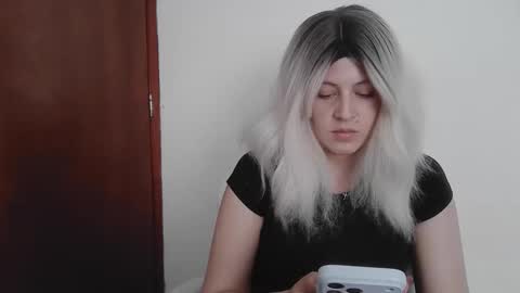 Snapshot of francescaasmith chatting on May 27, 2026, 8:17 pm Francesca online show from May 27, 2026, 8:17 pm