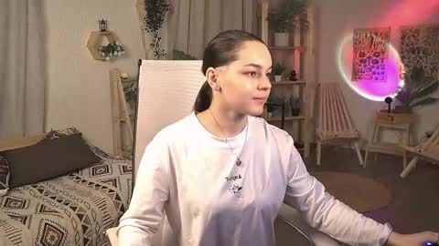 Francesca online show from April 29, 2026, 6:50 am