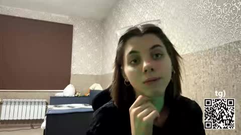 Melissa online show from November 25, 2025, 8:20 pm