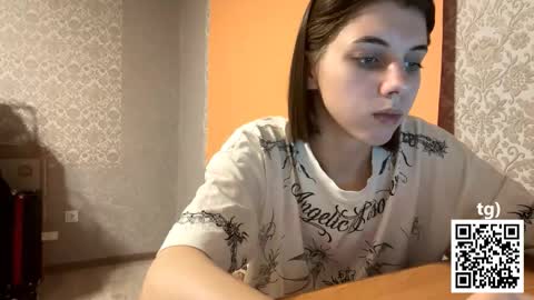 Melissa online show from November 30, 2025, 7:18 pm