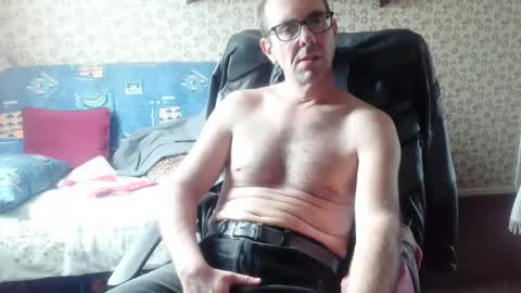 Snapshot of franck143544 chatting on October 20, 2025, 11:43 am franck143544 online show from October 20, 2025, 11:43 am