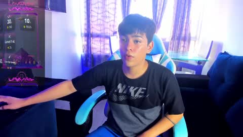 Snapshot of franco_rizzo01 chatting on January 18, 2025, 4:42 pm frank online show from January 18, 2025, 4:42 pm