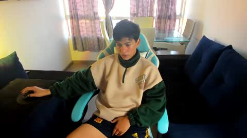 Snapshot of franco_rizzo01 chatting on January 20, 2025, 6:21 pm frank online show from January 20, 2025, 6:21 pm