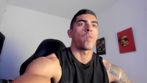 Snapshot of franco_ruiz_ chatting on December 19, 2025, 6:15 pm franco online show from December 19, 2025, 6:15 pm