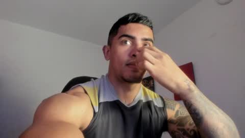 Snapshot of franco_ruiz_ chatting on April 18, 2026, 11:36 am franco online show from April 18, 2026, 11:36 am