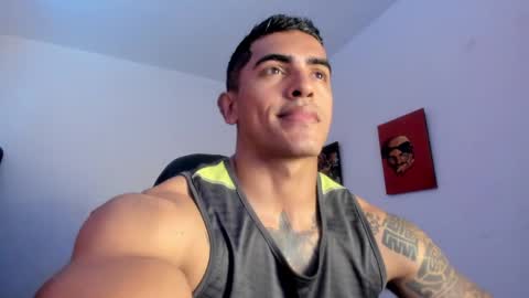 Snapshot of franco_ruiz_ chatting on April 20, 2026, 5:16 pm franco online show from April 20, 2026, 5:16 pm