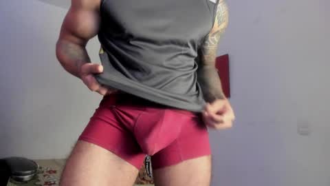 Snapshot of franco_ruiz_ chatting on April 25, 2026, 3:53 pm franco online show from April 25, 2026, 3:53 pm