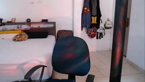 franfinee online show from January 6, 2026, 4:54 pm