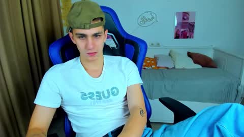 Frank online show from October 31, 2025, 4:57 am