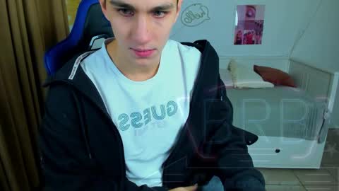 Frank online show from November 17, 2025, 4:51 am