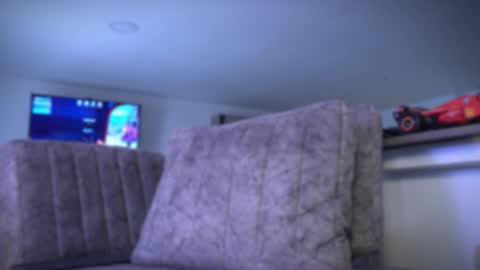 Frank Farrell. Hey remember to give me a thumbs up Ty online show from October 9, 2025, 7:56 pm