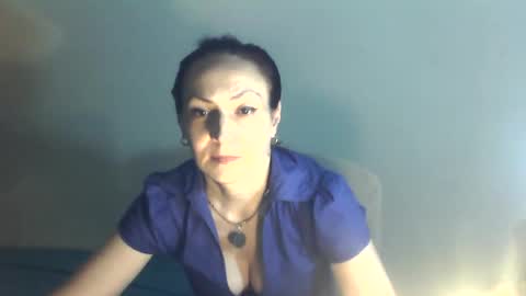 frankieteasing online show from June 25, 2026, 7:07 pm