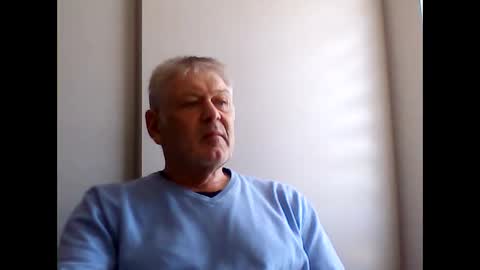 frannkboy61 online show from April 7, 2026, 11:10 am