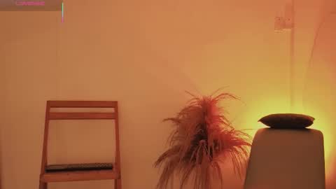 Fransheska online show from March 25, 2026, 12:00 pm