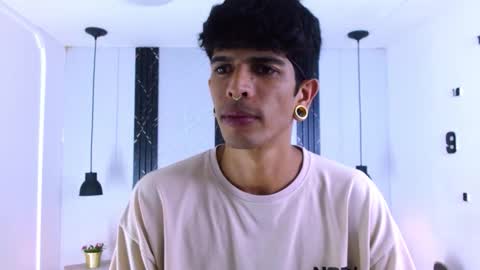 Franvill trato online show from February 26, 2026, 7:24 pm