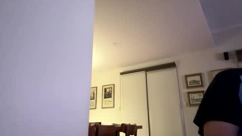 franzmontyhe online show from September 25, 2025, 2:10 pm