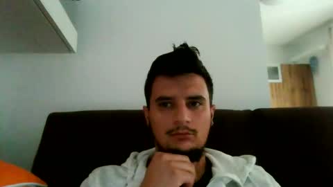 fraromeo2 online show from October 14, 2025, 12:28 pm