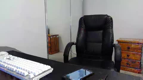 Fraser online show from February 24, 2025, 11:52 pm