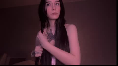 Snapshot of frau_basted chatting on February 3, 2025, 3:27 pm mistress Bastet and  mintcola online show from February 3, 2025, 3:27 pm